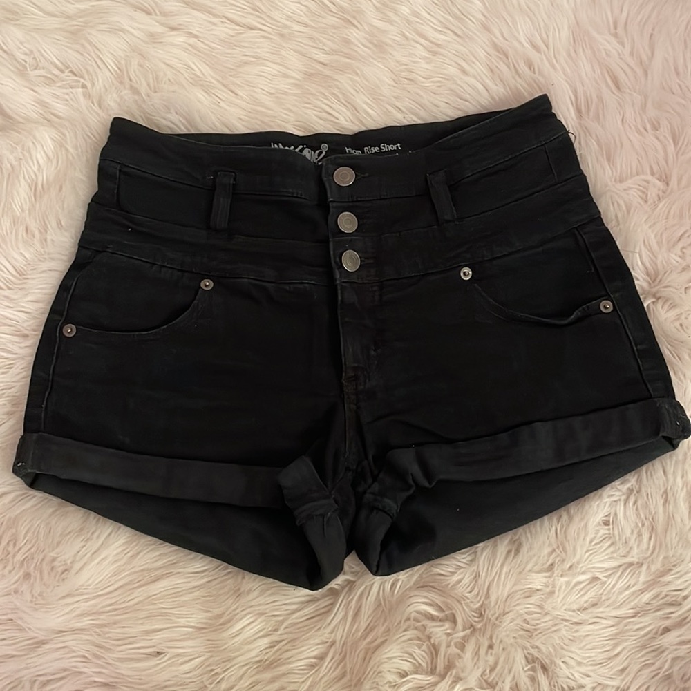 Mossimo High Rise Short - Picture 2 of 3